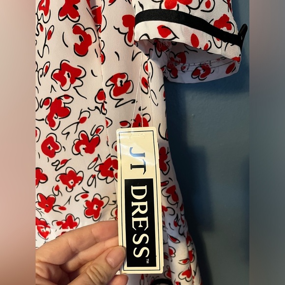 Vintage Dress white red black floral print, tiered skirt, shoulder pads, sz 12 - Picture 4 of 11